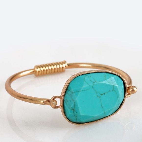Brass Key Btq Jewelry - 🗝Turquoise and gold hinge bracelet